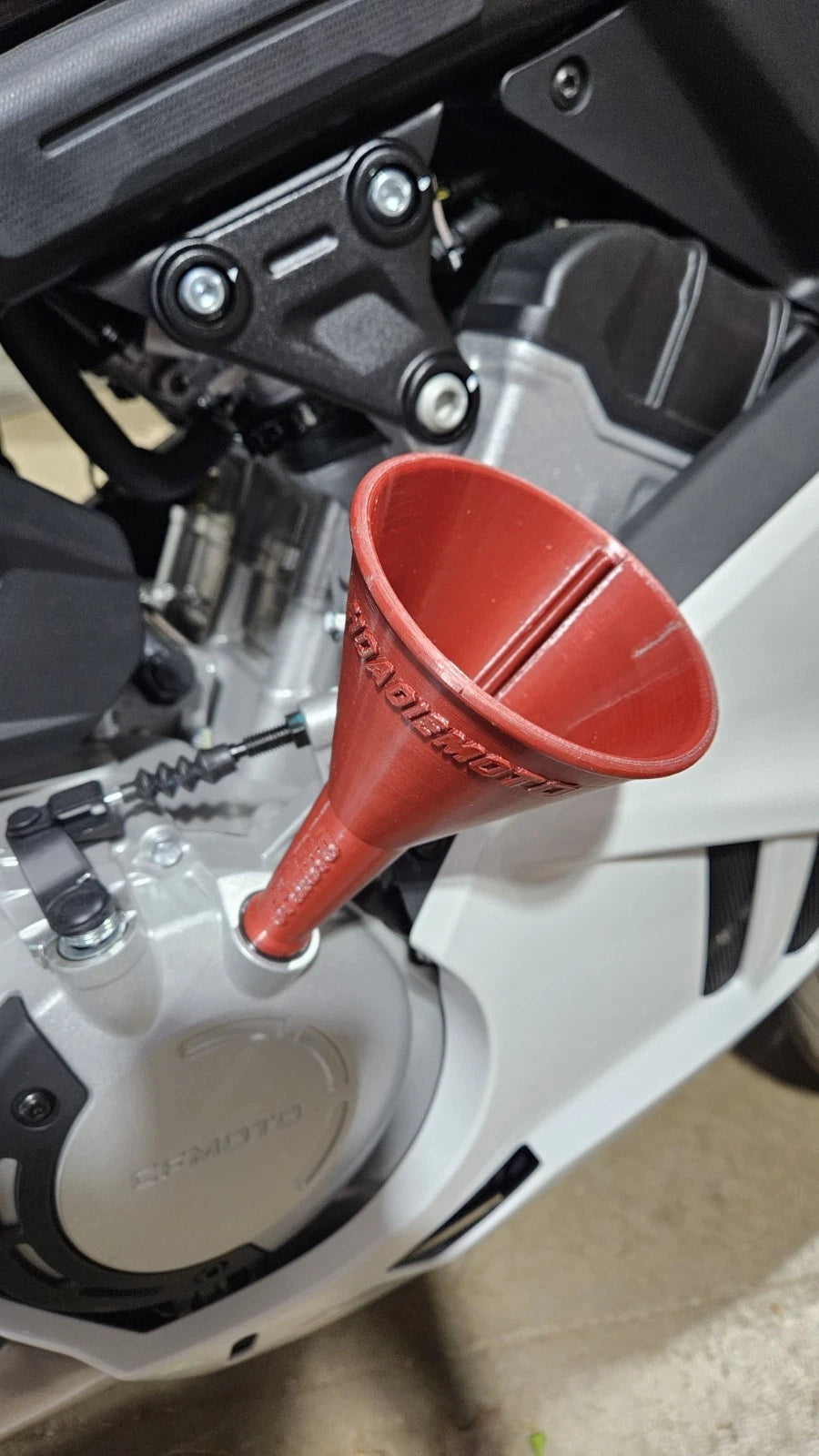 CFMOTO Threaded Oil Funnel Screw-On for 450SS NK CL-C IBEX 675SS Oil Change